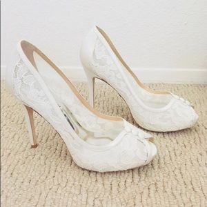 Badgley Mischka Nerissa White Lace heels